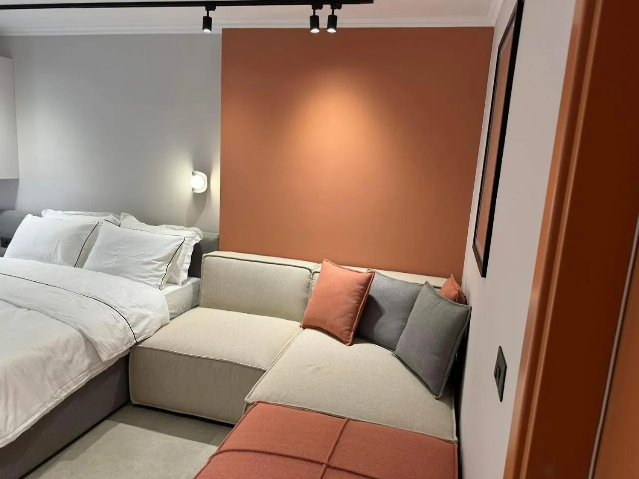 Lili'S Tirana Center Apartments 0*,  Albania
